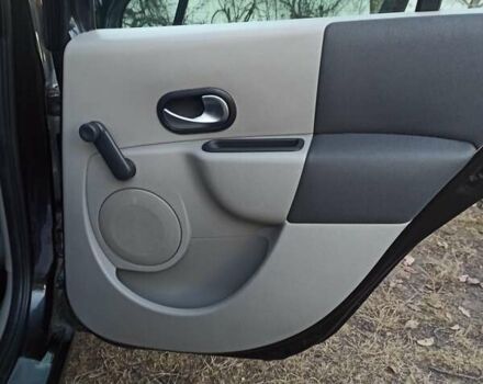 Черный Рено Модус, объемом двигателя 1.6 л и пробегом 210 тыс. км за 4200 $, фото 7 на Automoto.ua