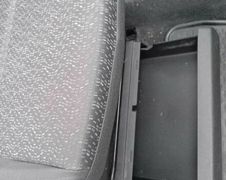 Черный Рено Модус, объемом двигателя 1.6 л и пробегом 149 тыс. км за 1164 $, фото 12 на Automoto.ua