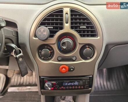 Черный Рено Модус, объемом двигателя 1.1 л и пробегом 221 тыс. км за 4300 $, фото 19 на Automoto.ua