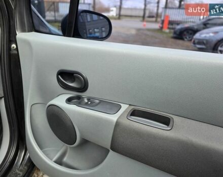 Черный Рено Модус, объемом двигателя 1.1 л и пробегом 221 тыс. км за 4300 $, фото 29 на Automoto.ua