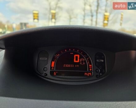 Черный Рено Модус, объемом двигателя 1.1 л и пробегом 221 тыс. км за 4300 $, фото 17 на Automoto.ua