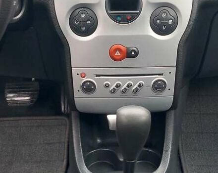 Чорний Рено Модус, об'ємом двигуна 1.6 л та пробігом 212 тис. км за 6250 $, фото 17 на Automoto.ua