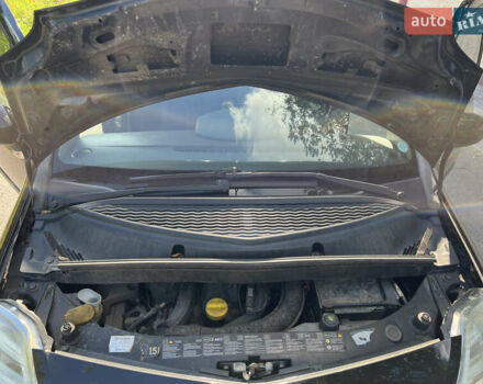 Чорний Рено Модус, об'ємом двигуна 1.46 л та пробігом 239 тис. км за 4399 $, фото 32 на Automoto.ua