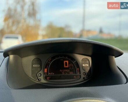 Черный Рено Модус, объемом двигателя 1.2 л и пробегом 214 тыс. км за 3900 $, фото 7 на Automoto.ua