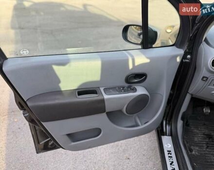 Черный Рено Модус, объемом двигателя 1.2 л и пробегом 214 тыс. км за 3900 $, фото 14 на Automoto.ua