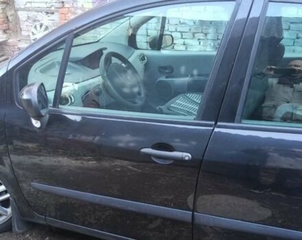 Черный Рено Модус, объемом двигателя 1.1 л и пробегом 170 тыс. км за 4200 $, фото 5 на Automoto.ua