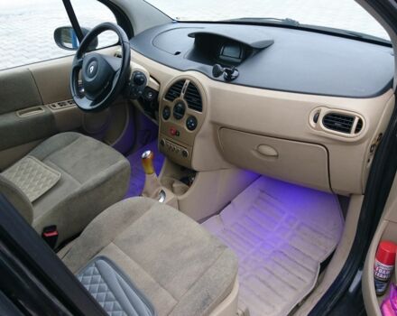 Черный Рено Модус, объемом двигателя 1.4 л и пробегом 230 тыс. км за 3200 $, фото 6 на Automoto.ua