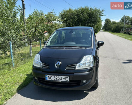 Черный Рено Модус, объемом двигателя 1.6 л и пробегом 184 тыс. км за 6800 $, фото 1 на Automoto.ua
