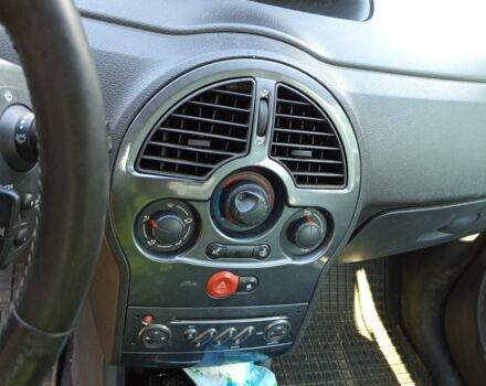 Коричневый Рено Модус, объемом двигателя 1.6 л и пробегом 270 тыс. км за 3700 $, фото 3 на Automoto.ua