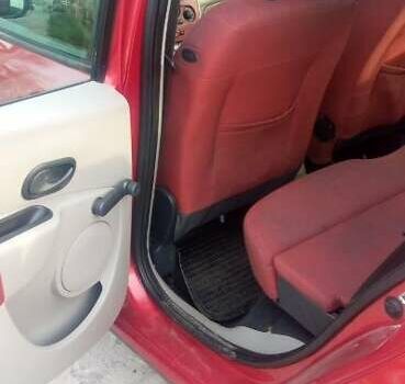 Красный Рено Модус, объемом двигателя 1.2 л и пробегом 150 тыс. км за 4000 $, фото 5 на Automoto.ua