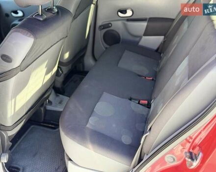 Червоний Рено Модус, об'ємом двигуна 1.1 л та пробігом 181 тис. км за 4200 $, фото 25 на Automoto.ua