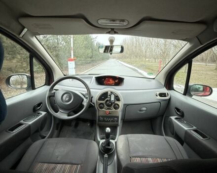 Красный Рено Модус, объемом двигателя 1.5 л и пробегом 200 тыс. км за 4200 $, фото 12 на Automoto.ua