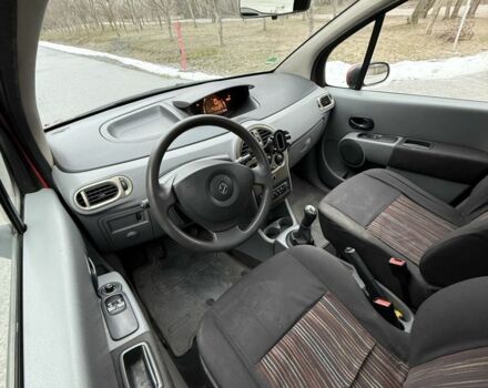 Красный Рено Модус, объемом двигателя 1.5 л и пробегом 200 тыс. км за 4200 $, фото 9 на Automoto.ua