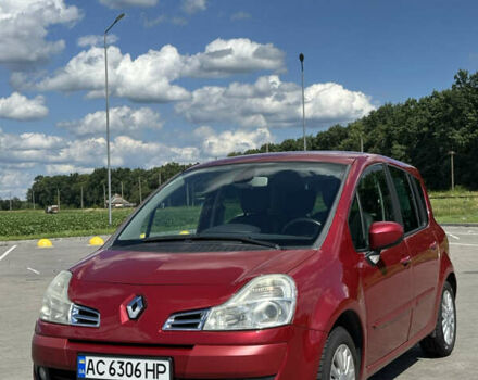 Красный Рено Модус, объемом двигателя 1.6 л и пробегом 161 тыс. км за 7500 $, фото 2 на Automoto.ua