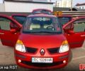 Красный Рено Модус, объемом двигателя 1.6 л и пробегом 176 тыс. км за 5400 $, фото 5 на Automoto.ua