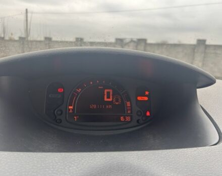 Червоний Рено Модус, об'ємом двигуна 1.1 л та пробігом 128 тис. км за 4800 $, фото 13 на Automoto.ua