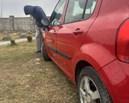 Червоний Рено Модус, об'ємом двигуна 1.1 л та пробігом 128 тис. км за 4800 $, фото 20 на Automoto.ua
