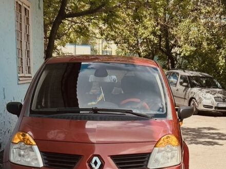 Рено Модус 2004 в Славянске на Automoto.ua Красный Рено Модус, объемом двигателя 1.1 л и пробегом 193 тыс. км за 3624 $, фото 1 на Automoto.ua