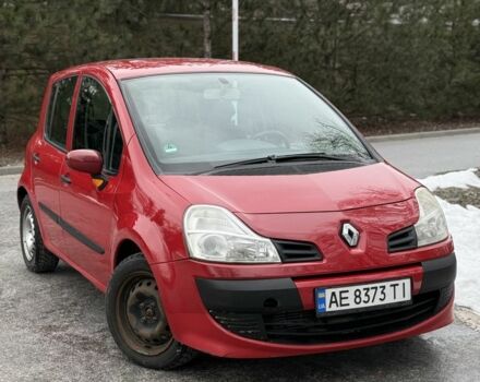 Красный Рено Модус, объемом двигателя 1.5 л и пробегом 200 тыс. км за 4200 $, фото 1 на Automoto.ua