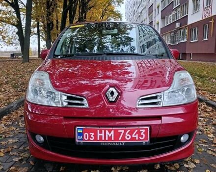 Рено Модус 2009 в Полтаве на Automoto.ua Красный Рено Модус, объемом двигателя 1.6 л и пробегом 144 тыс. км за 7300 $, фото 1 на Automoto.ua