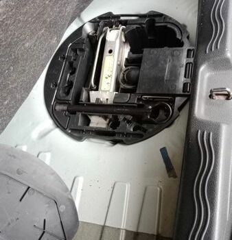 Рено Модус, объемом двигателя 1.2 л и пробегом 65 тыс. км за 3800 $, фото 8 на Automoto.ua