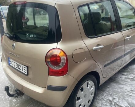 Желтый Рено Модус, объемом двигателя 1.6 л и пробегом 230 тыс. км за 3800 $, фото 7 на Automoto.ua