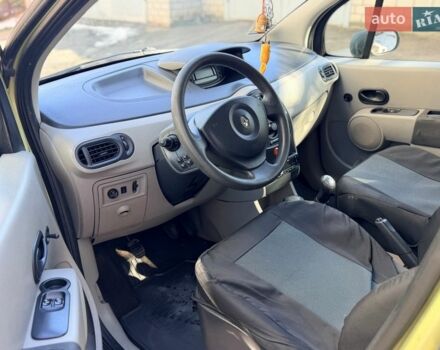 Желтый Рено Модус, объемом двигателя 1.1 л и пробегом 216 тыс. км за 4500 $, фото 1 на Automoto.ua