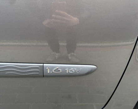 Сірий Рено Модус, об'ємом двигуна 1.6 л та пробігом 203 тис. км за 4500 $, фото 2 на Automoto.ua