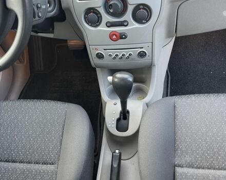 Сірий Рено Модус, об'ємом двигуна 1.6 л та пробігом 21 тис. км за 6200 $, фото 9 на Automoto.ua