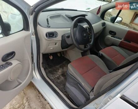 Серый Рено Модус, объемом двигателя 1.1 л и пробегом 130 тыс. км за 3450 $, фото 5 на Automoto.ua