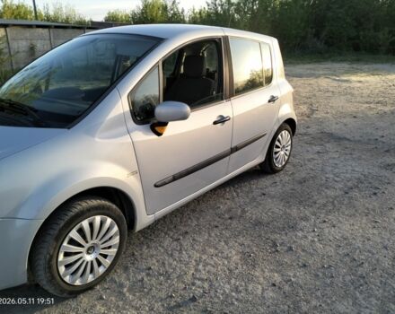 Сірий Рено Модус, об'ємом двигуна 1.1 л та пробігом 200 тис. км за 3800 $, фото 1 на Automoto.ua