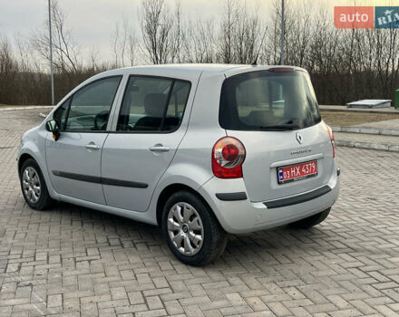 Серый Рено Модус, объемом двигателя 1.6 л и пробегом 230 тыс. км за 5600 $, фото 2 на Automoto.ua