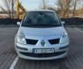 Серый Рено Модус, объемом двигателя 1.2 л и пробегом 210 тыс. км за 4199 $, фото 2 на Automoto.ua
