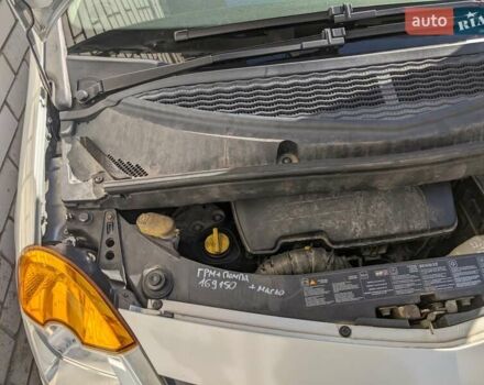 Серый Рено Модус, объемом двигателя 1.1 л и пробегом 170 тыс. км за 3800 $, фото 29 на Automoto.ua