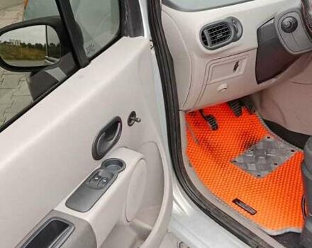 Сірий Рено Модус, об'ємом двигуна 1.1 л та пробігом 63 тис. км за 4300 $, фото 4 на Automoto.ua