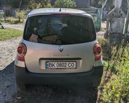 Серый Рено Модус, объемом двигателя 1.1 л и пробегом 170 тыс. км за 3800 $, фото 12 на Automoto.ua