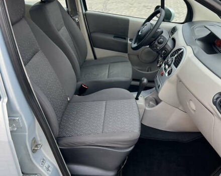 Серый Рено Модус, объемом двигателя 1.6 л и пробегом 230 тыс. км за 5600 $, фото 16 на Automoto.ua