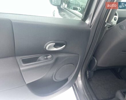 Сірий Рено Модус, об'ємом двигуна 1.6 л та пробігом 240 тис. км за 4650 $, фото 41 на Automoto.ua