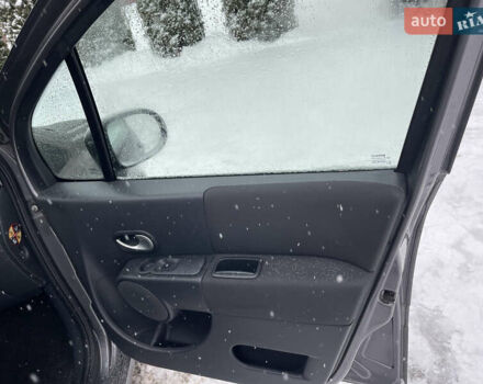 Сірий Рено Модус, об'ємом двигуна 1.6 л та пробігом 240 тис. км за 4600 $, фото 17 на Automoto.ua