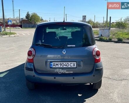Серый Рено Модус, объемом двигателя 1.6 л и пробегом 189 тыс. км за 4300 $, фото 7 на Automoto.ua