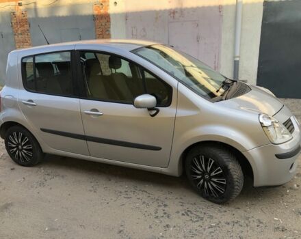 Серый Рено Модус, объемом двигателя 1.4 л и пробегом 196 тыс. км за 3500 $, фото 1 на Automoto.ua