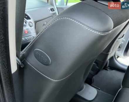 Сірий Рено Модус, об'ємом двигуна 1.6 л та пробігом 130 тис. км за 6300 $, фото 62 на Automoto.ua