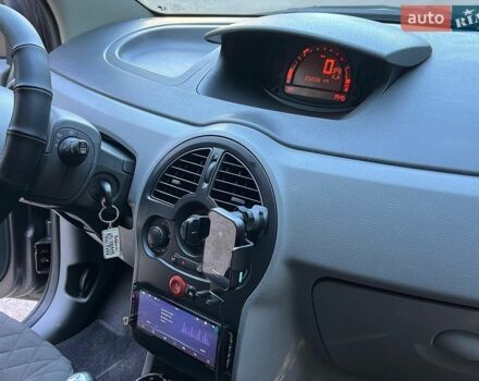 Сірий Рено Модус, об'ємом двигуна 1.46 л та пробігом 235 тис. км за 4500 $, фото 3 на Automoto.ua