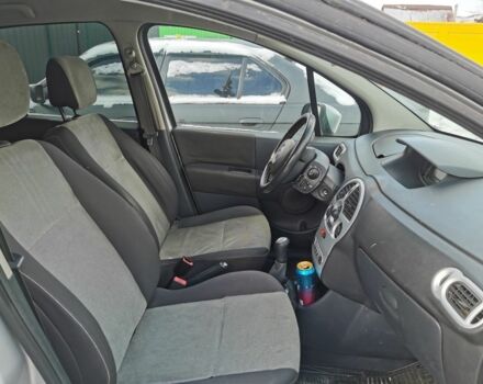 Серый Рено Модус, объемом двигателя 1.1 л и пробегом 222 тыс. км за 4900 $, фото 7 на Automoto.ua