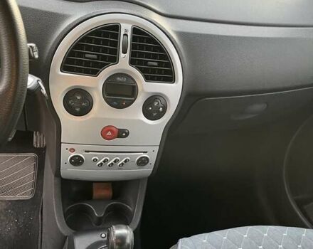 Сірий Рено Модус, об'ємом двигуна 1.5 л та пробігом 292 тис. км за 4100 $, фото 10 на Automoto.ua