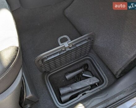 Сірий Рено Модус, об'ємом двигуна 1.2 л та пробігом 201 тис. км за 5200 $, фото 7 на Automoto.ua