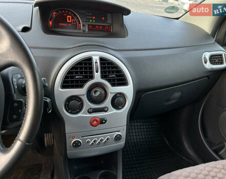 Серый Рено Модус, объемом двигателя 1.15 л и пробегом 205 тыс. км за 4350 $, фото 8 на Automoto.ua