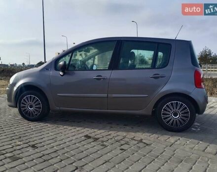 Серый Рено Модус, объемом двигателя 1.6 л и пробегом 104 тыс. км за 6550 $, фото 6 на Automoto.ua