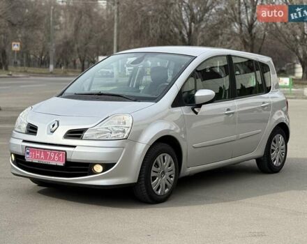 Сірий Рено Модус, об'ємом двигуна 1.6 л та пробігом 153 тис. км за 6999 $, фото 2 на Automoto.ua
