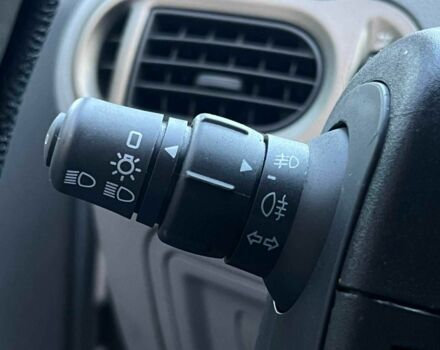 Сірий Рено Модус, об'ємом двигуна 1.2 л та пробігом 197 тис. км за 3203 $, фото 14 на Automoto.ua